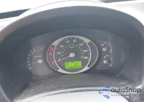 2005 Hyundai Tucson Gl z USA, uszkodzony, nr VIN KM8JM12B75U086898